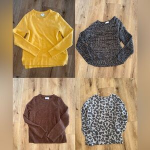 Lot of 4 Women's Sweaters size medium